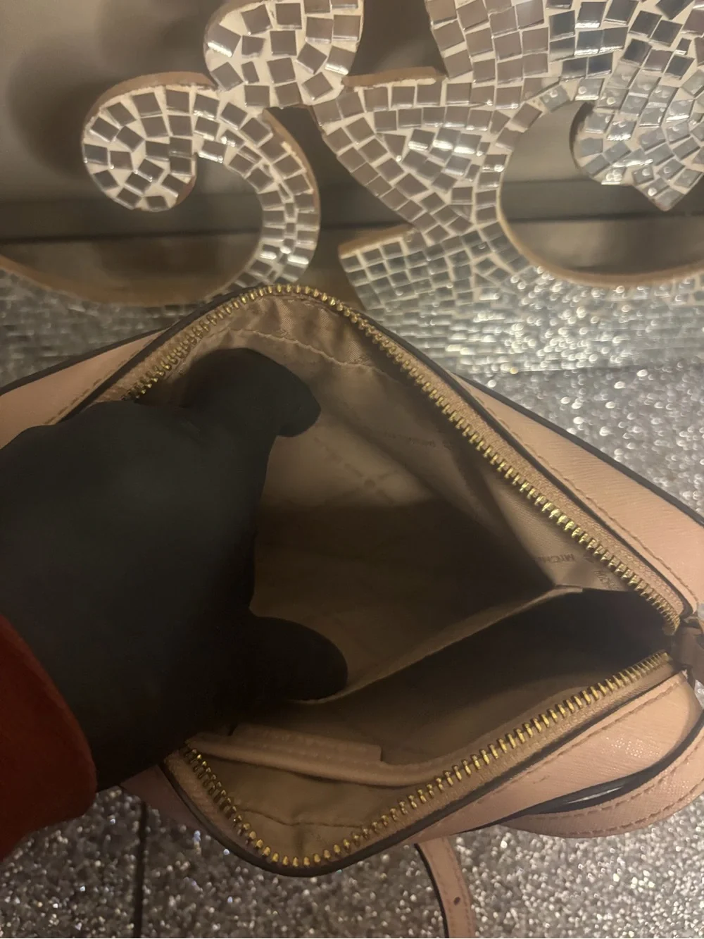💕Michael Kors Pebbled Leather Studded Crossbody Bag in Light Pink